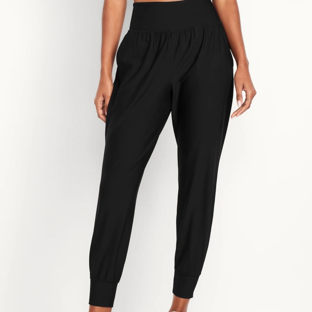 Old Navy Black Joggers High-Waisted Relaxed Fit